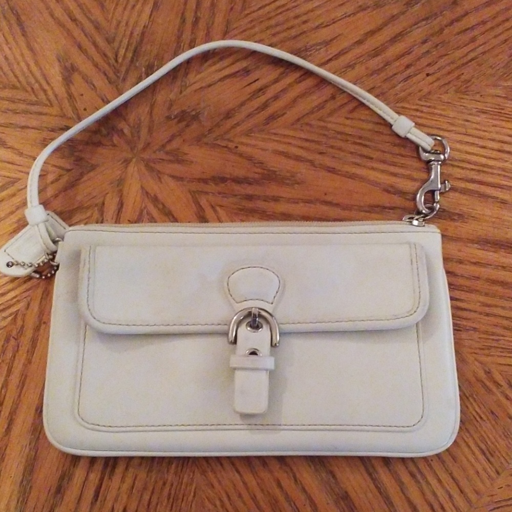 Coach wristlet vintage